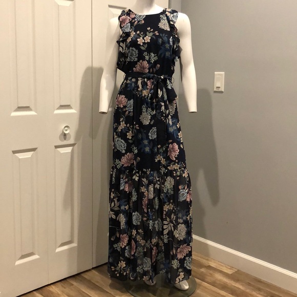 NWOT SIZE 4 floral maxi dress - Picture 2 of 8